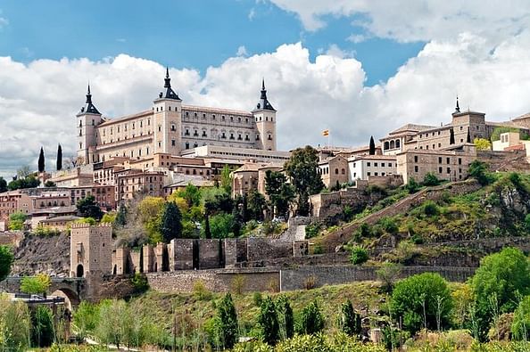 Tour de Medio día a Toledo con Visita a la Catedral Incluida - Fun & Tickets