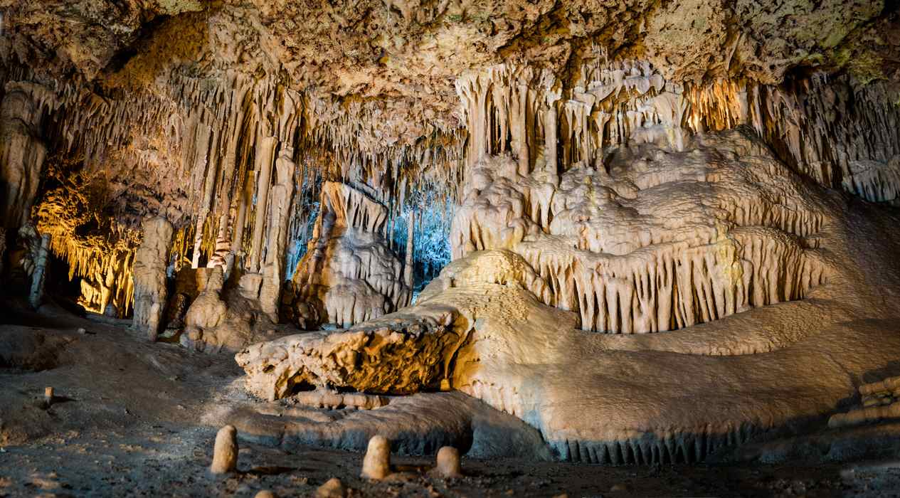 Tour de día Completo a las Cuevas del Drach con Port Cristo y visita a la Fábrica de Perlas