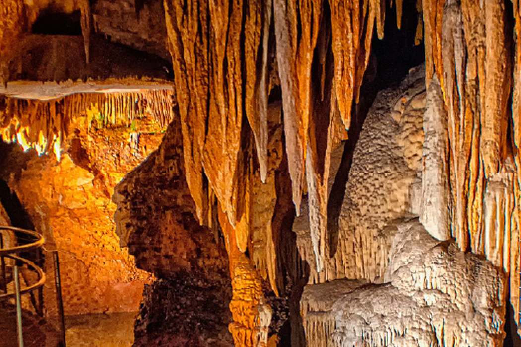 Tour de día Completo a las Cuevas del Drach con Port Cristo y visita a la Fábrica de Perlas