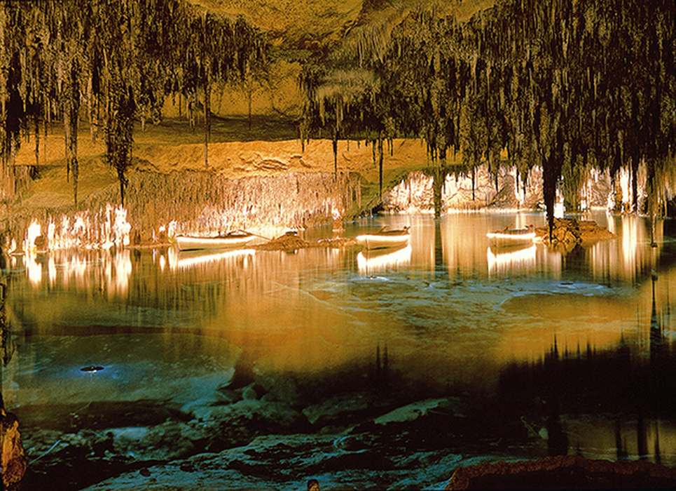 Tour de día Completo a las Cuevas del Drach con Port Cristo y visita a la Fábrica de Perlas