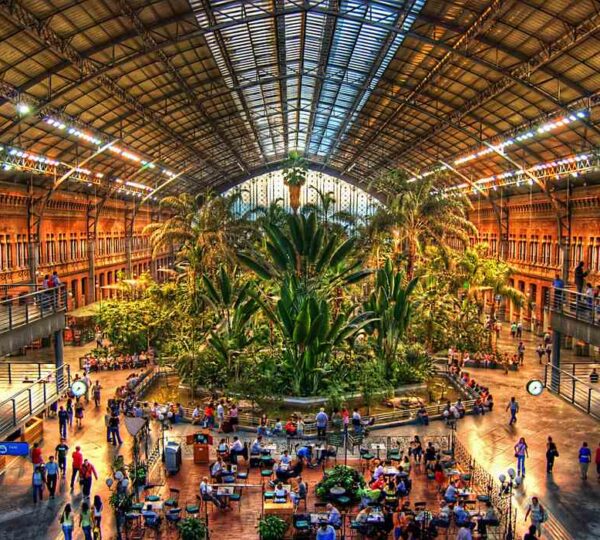 Interior ajardinado de la Estación de Atocha, Madrid