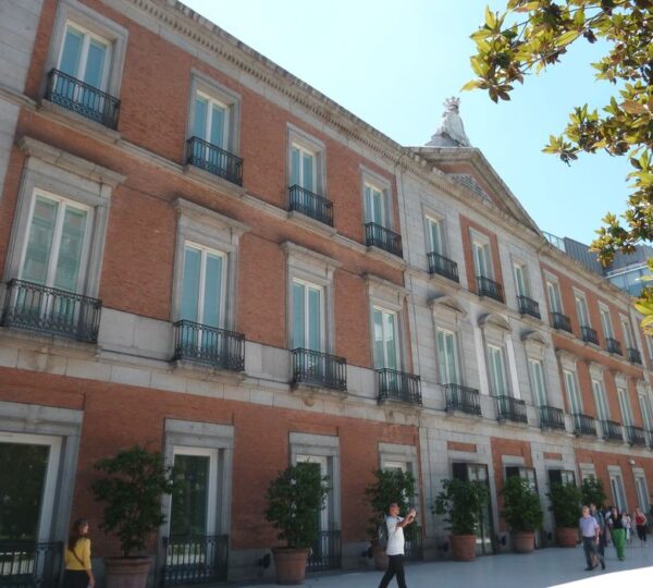 Fachada norte del Museo Thyssen-Bornemisza