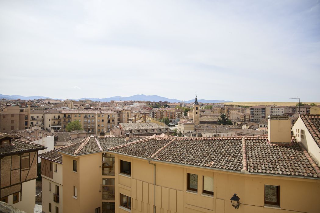 Tour PRIVADO y exclusivo de Día Completo a Segovia y Ávila desde Madrid con Almuerzo