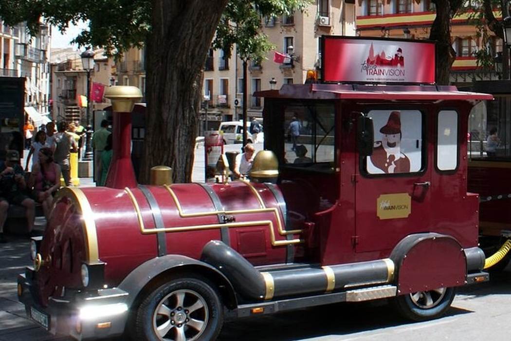 Toledo día Completo por tu Cuenta con Tren Turístico